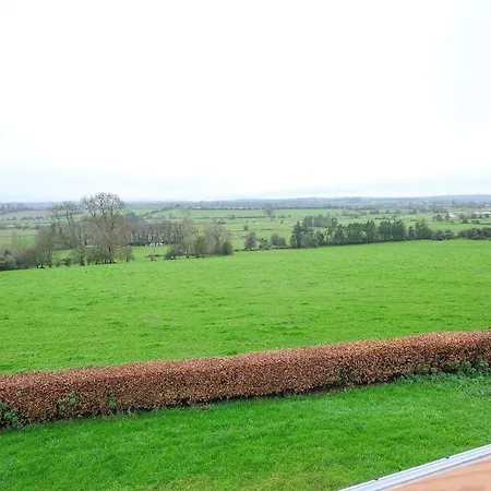Ashmount *